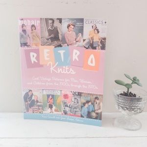 Retro Knits pattern book